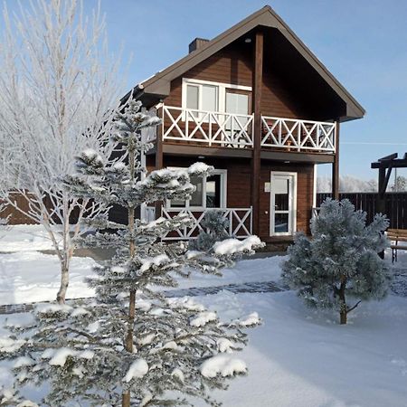 Ostrivky Hotel Svityaz' Exterior photo