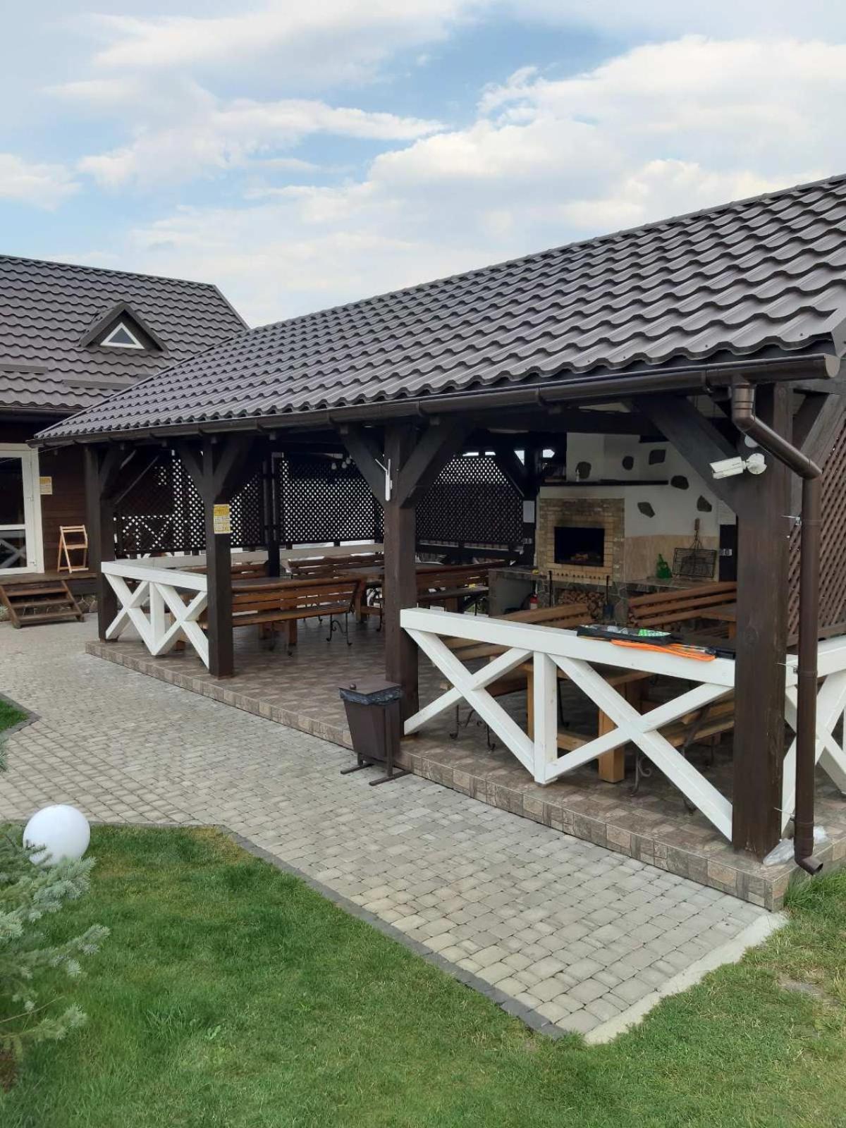 Ostrivky Hotel Svityaz' Exterior photo